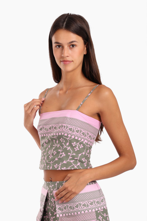 Short top in cotton with adjustable straps